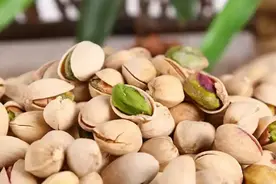 买开心果，选白壳的好还是黄壳的好？差别很大，学会后再买不吃亏图片