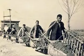生产队不解散，农业机械化更容易实现，农民有企业，家家有副业图片
