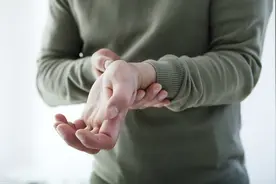 体内有疾，手指先知？提醒：经常手麻，可能是6种大病征兆图片