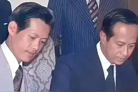 年轻时的李嘉诚也犯了大多人犯的错图片