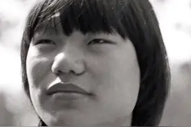 女篮名将郑海霞：退役后嫁给1米9街道临时工，如今却成为人生赢家图片