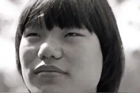 女篮名将郑海霞：退役后嫁给1米9街道临时工，如今却成为人生赢家图片