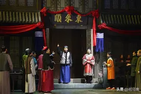 司马南：鲁迅弟弟出现在戏里｜西去东来大戏北京之二图片