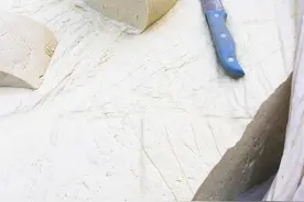 吃豆腐时要注意，尽量不与这4种食物一起吃，健康问题，望你重视图片