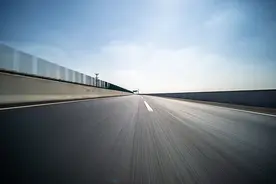 昨天，三条高速公路同日通车！图片