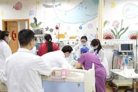 痛心！只因一根奶酪棒，2岁男童窒息身亡图片