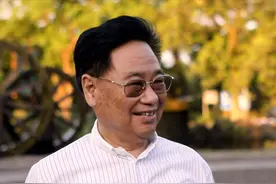 三株口服液覆灭史，4年挣150亿，在猪圈刷广告，老农喝八瓶后死亡图片