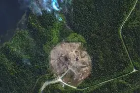 俄罗斯核导弹试验场，忽然出现一个大坑，俄方遭“灾难性失败”？图片
