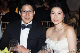 郭晶晶又给霍家长脸了！大佬见到她纷纷起身，网友：妥妥的女王范图片