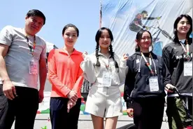 什么活动把上海的文体明星都吸引来了？图片