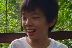 霍思燕否认儿子腺样体面容后，11岁嗯哼终于开始矫正牙齿图片