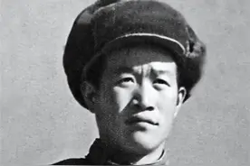 志愿军特战英雄11年未晋升，准备转业时迎来转机：毛主席打听他了图片