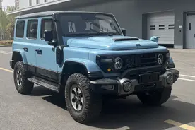 新车 | 北汽制造新212曝光 搭载2.0T+8AT 或年底上市/现款9.99万元起图片