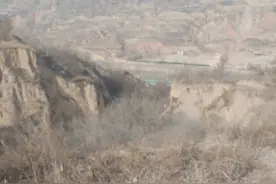 为“地主、富农”翻案是没有道理的。图片