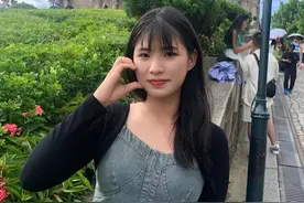 火了！肇庆这里首位女兵入伍，全村男女老少为她送行！图片