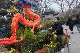 他设计的西湖龙灯“出圈”了图片