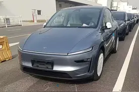 酷似无人驾驶汽车？恢复拨杆？新款特斯拉Model Y 26.35万起！图片