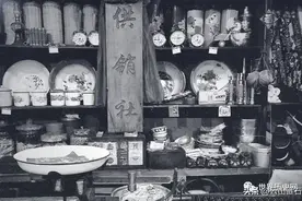 六七十年代，供销社的售货员、食品站的杀猪匠你也高攀不起！图片