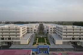加快构建郑开汽车产业带 开封汽车产业园项目竣工验收图片