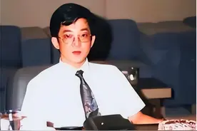 “河北第一大秘”李真，4位空姐伺候，7年贪污2000万，9分钟丧命图片