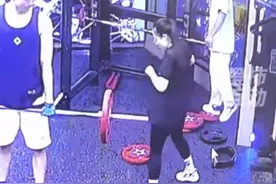 男生健身房锻炼碰碎女子玉镯遭索赔 男生求助网友：这算谁的责任？图片