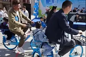 天津能“带娃”骑车了！首批亲子共享单车24日投放图片