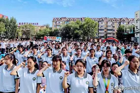 一场仪式感拉满的十四岁“青春礼”图片