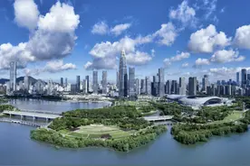 【深圳特区报】深圳紧扣“一点两地”推进新阶段大湾区建设图片