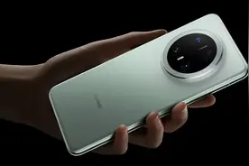 纠结买华为Mate70还是华为Mate70 Pro，看完就会有答案了图片