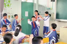 深圳一小学生课间跳舞火了！ 隔着屏幕都能感受到他的快乐图片
