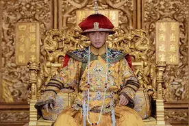 乾隆皇帝的起居生活揭秘：早起宠幸妃子，结束繁忙的一天！图片