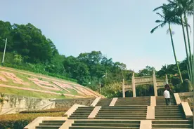 中国潮汕地区惊现了神奇之石图片