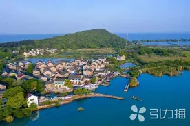 太湖里的苏州漫山岛！图片
