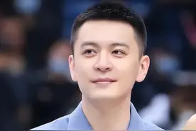 帅气篮球教练杨鸣陷入漩涡，妻子发16字动态，令人遐想，网友炸锅图片