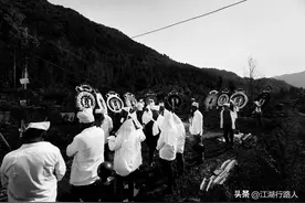 白事丧葬风俗大揭秘！原来各地习俗如此不同！图片