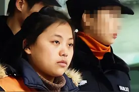 回顾：女子用枕头捂死孪生妹妹，直言不后悔，上千人为她求情图片