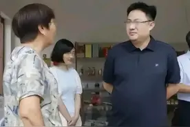 "揭秘！李佩霞与毛奇的背后，权力与情感交织的复杂真相"图片