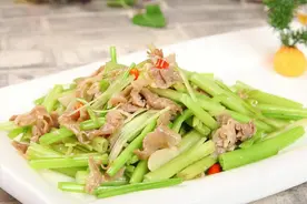 它是蔬菜“通便王”，一周吃上3次，润肠通便还瘦身，一身轻松图片