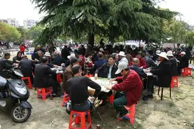 再也不能去麻将馆打麻将了，台费涨的太厉害了图片