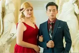 法国胖女孩长得丑还自卑，嫁重庆小伙视她为珍宝，如今过得很幸福图片