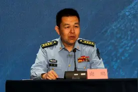 空军新闻发言人谢鹏：歼-35A装备“中国心”图片