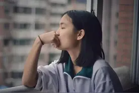 女生第一次“月经”的最佳年龄是多少岁？父母为了孩子，了解一下图片