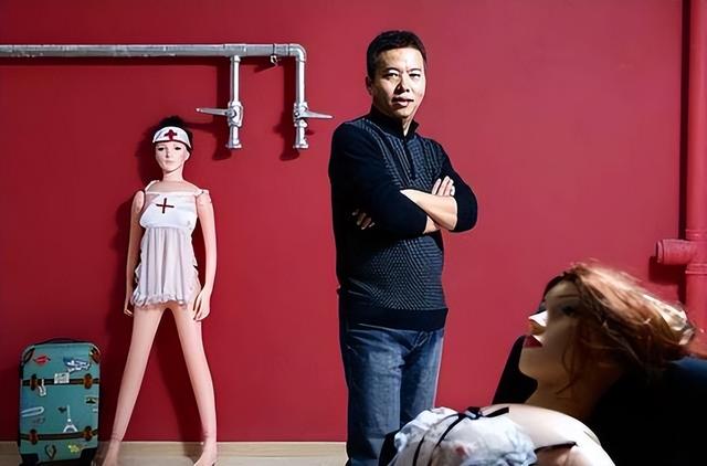 当机器人仅需2万元，生理需求全满足后，谁还愿委屈将就过日子？
