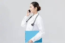 医院的一个来电，让我既紧张又害怕图片