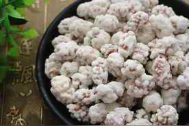原来在家做挂霜花生米这么简单，零失误不返潮，又甜又脆又好吃图片