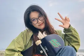 湖南岳阳版“姜萍”跨越梦想的桥梁，从职业中专到清华的蜕变图片