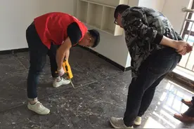 美缝工人绝不会告诉你，只需多1道工序，就能让凹缝好看不变黑！图片