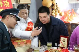 来自吴江的他荣立三等功！军地联合送喜报图片