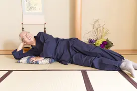 日本人不爱运动却最长寿，百岁老人患癌率极低，4个原因值得深思图片