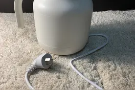 用电和用燃气烧水，到底哪个更省钱？我算了一笔账，再也不纠结了图片